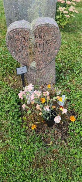 Grave number: M 16  106