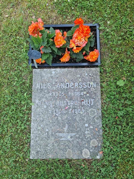 Grave number: 1 KV.1 1    16