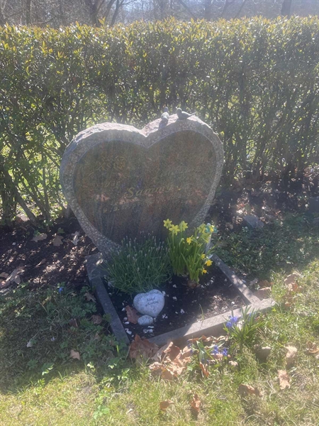 Grave number: 1 3 F1 150