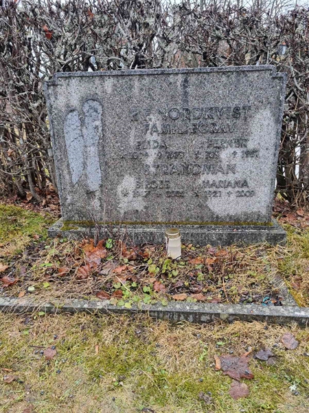 Grave number: 1 26    9