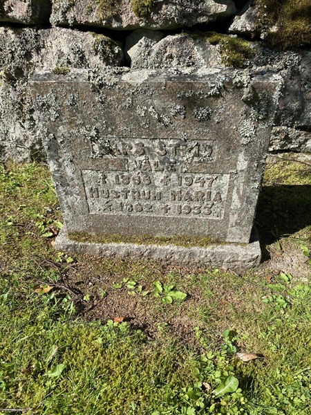 Grave number: 1 GaKy Kv09   165-166