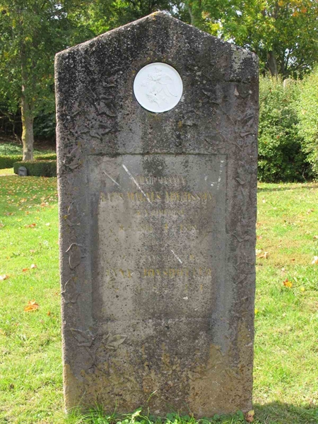 Grave number: TJGL H    55