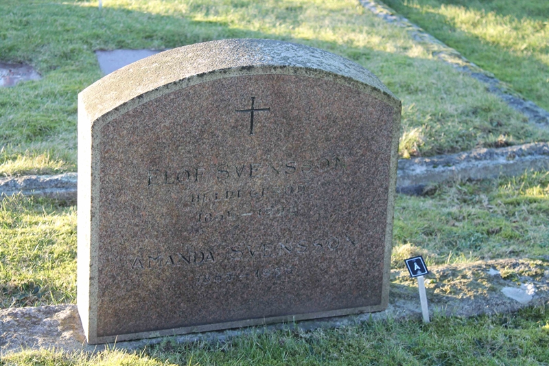 Grave number: ÖKK 5   272, 273