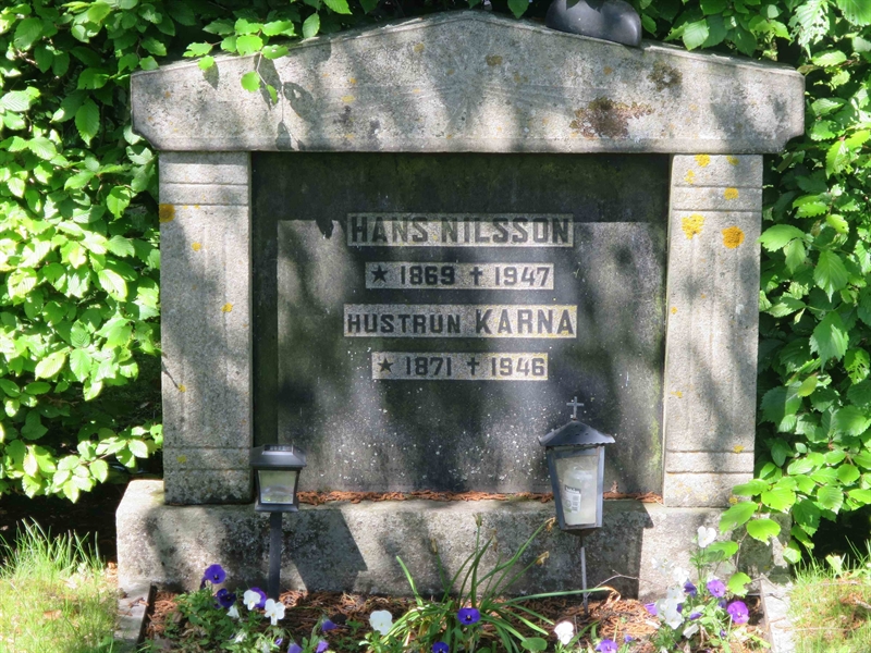 Grave number: HÖB 30    12