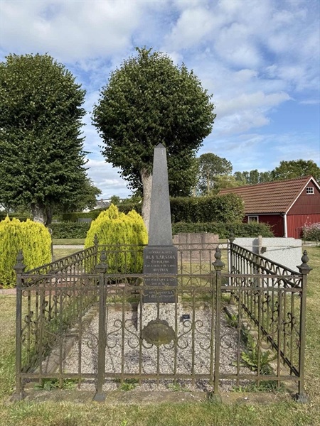 Grave number: ON C   467, 468, 469, 470