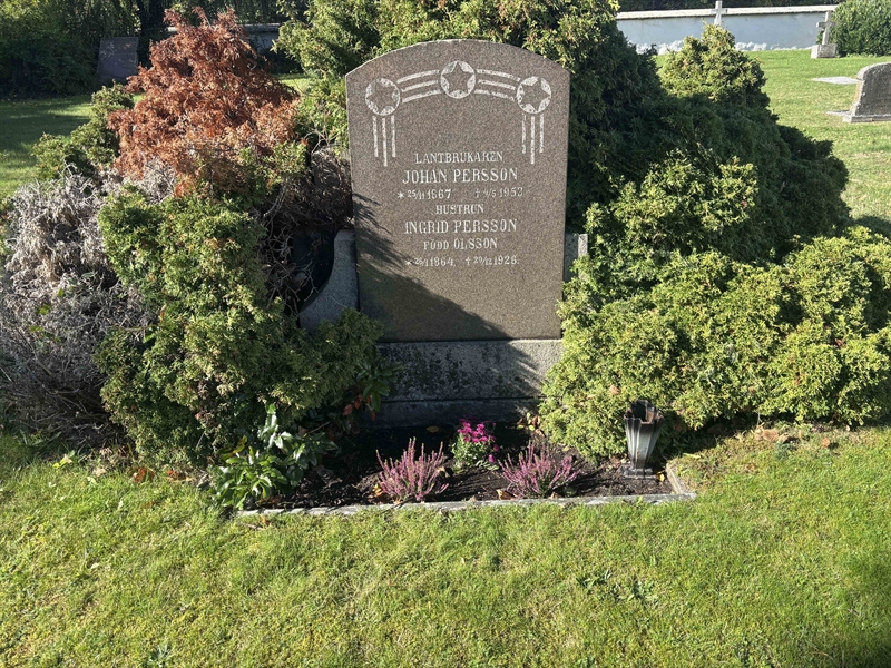 Grave number: VI A    88, 89