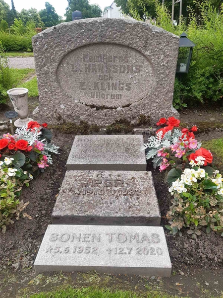 Grave number: 1 C   007