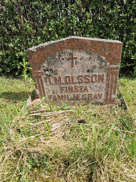 Grave number: 501 09 1338-1340
