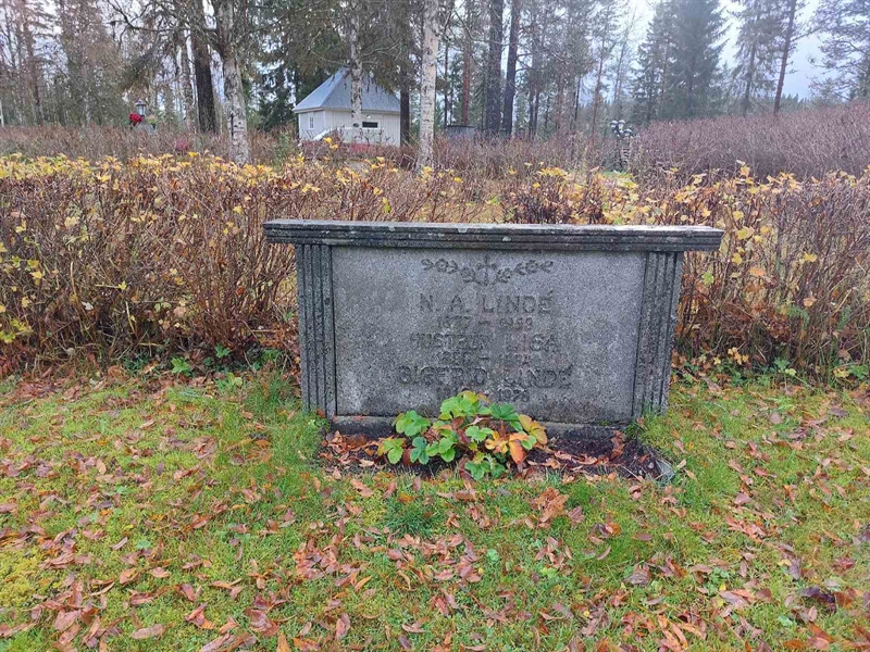Grave number: RG C    71