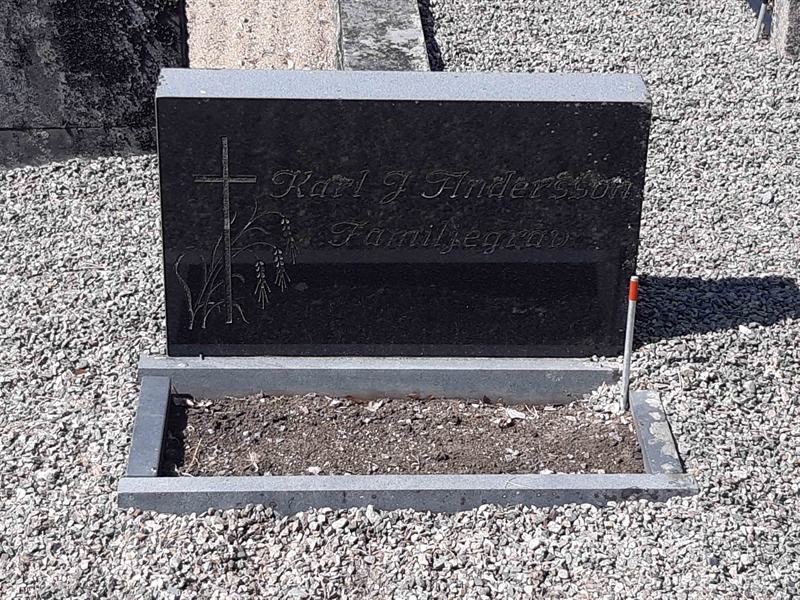 Grave number: VI V:A   135