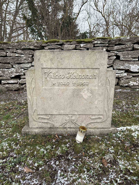 Gravnummer: LE    28