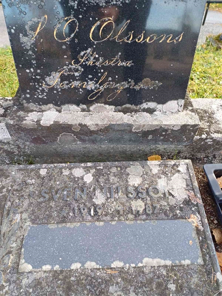 Grave number: JÄ 1 A 1190, 1191, 1192