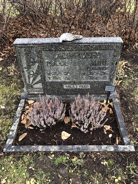 Grave number: 1 A1    68-69