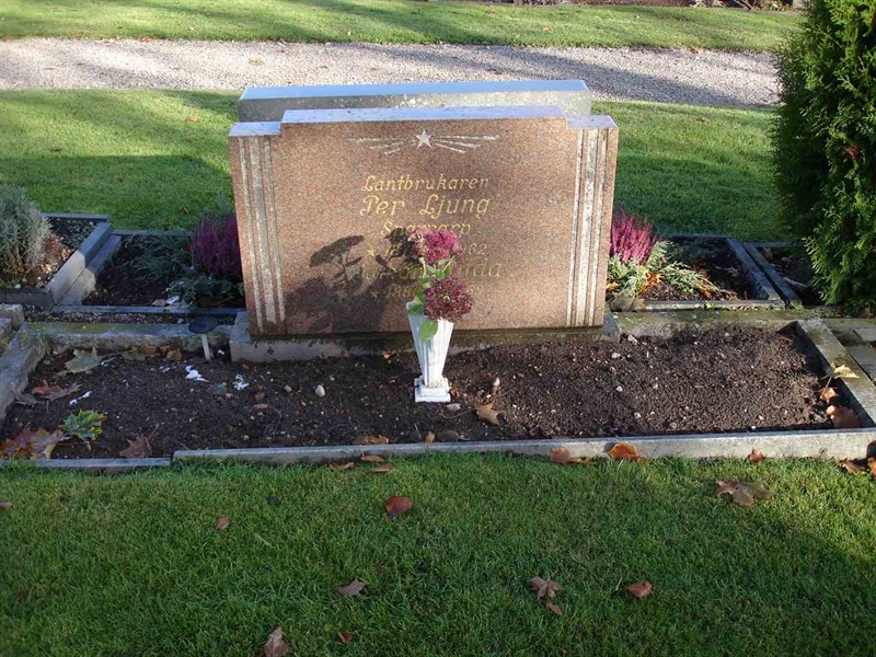 Grave number: FG P     5, 6