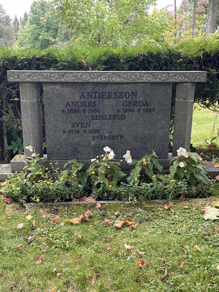 Grave number: 6 2   355
