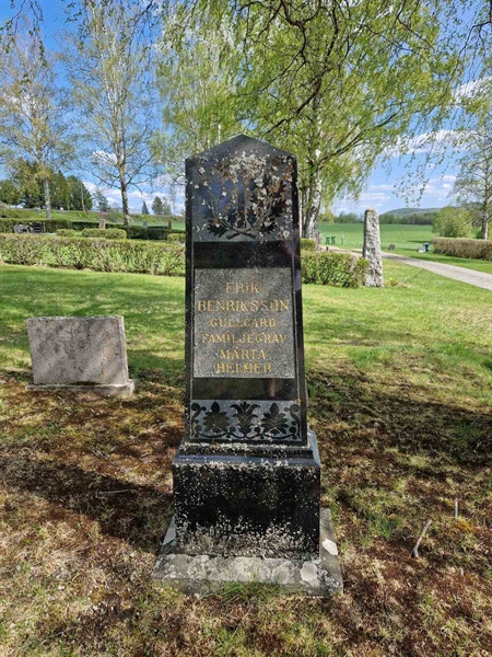 Grave number: 501 20 3865-3868