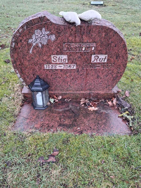 Grave number: B1 5    39