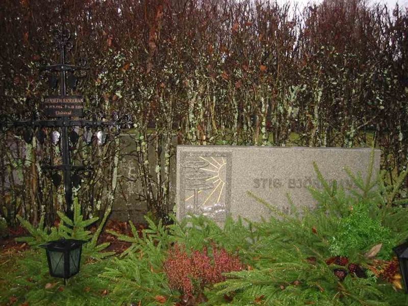 Grave number: KV 4   106-107