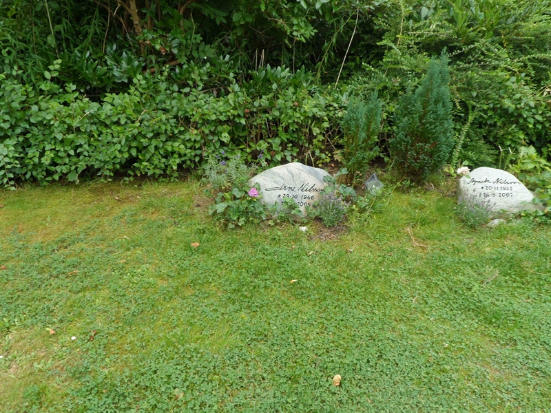 Grave number: SNK L    38