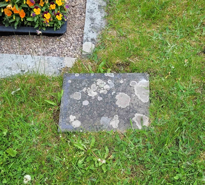 Hautatunnus: JÄ 1  138
