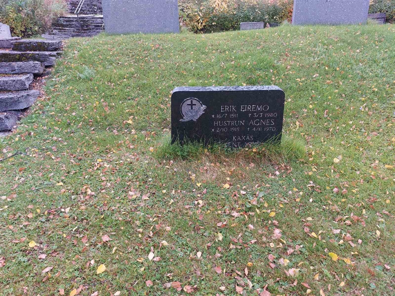 Grave number: NY H    79