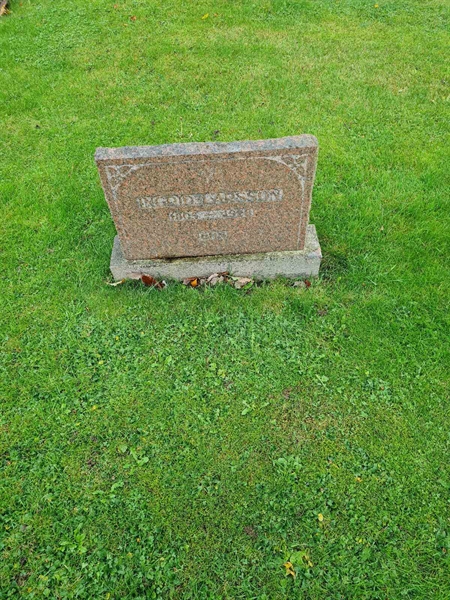 Grave number: KG 09   750