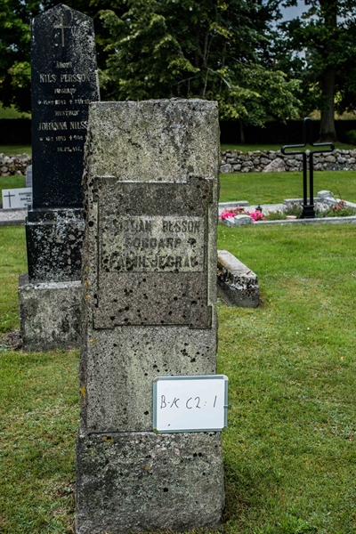 Grave number: Bkl II C 7