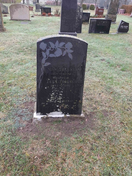 Gravnummer: HG E   144, 145