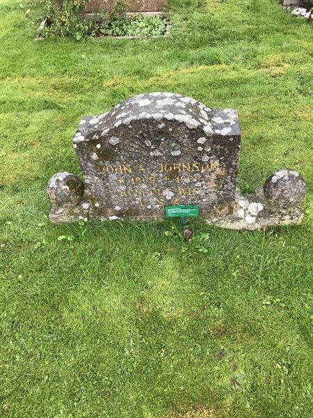 Grave number: B 01    11