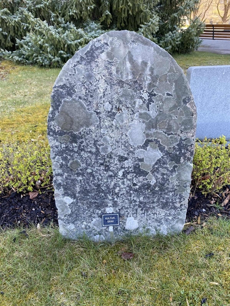 Grave number: 1 05   111