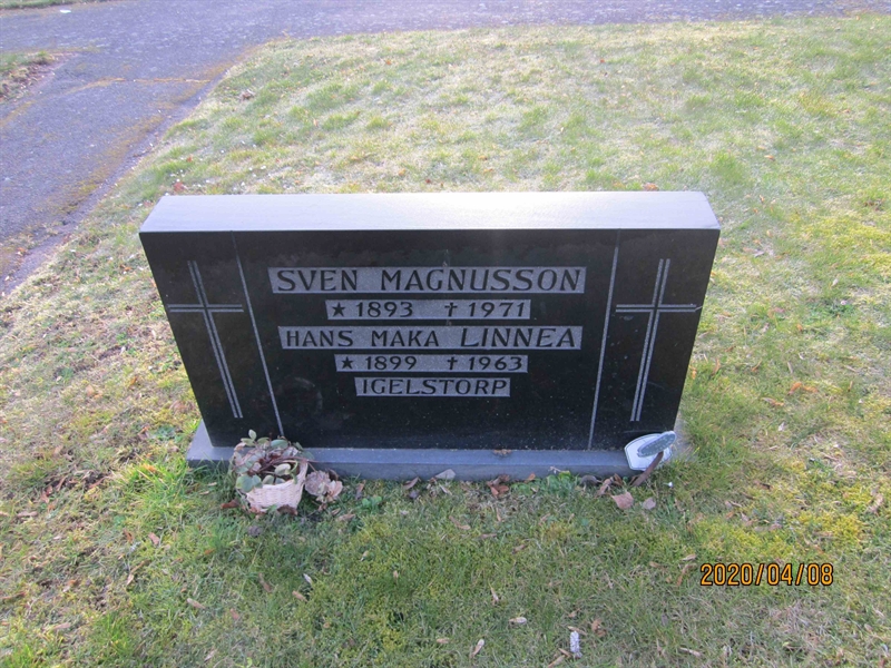 Grave number: 02 J   57