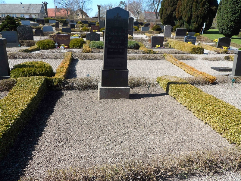 Grave number: VK T    11