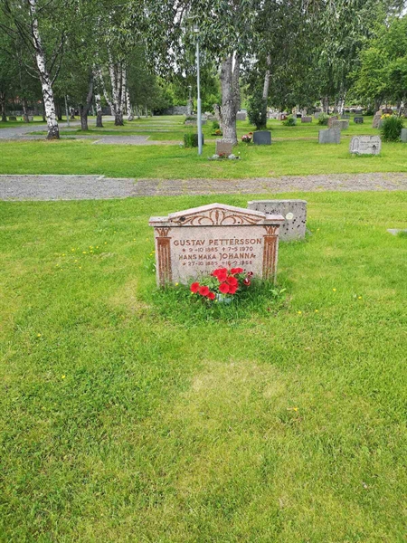 Hautatunnus: NK 03    35