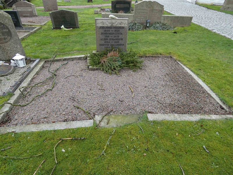 Grave number: BR G   263