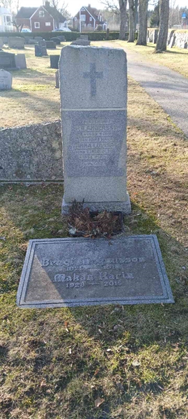 Hautatunnus: 3 Nya E   156-157