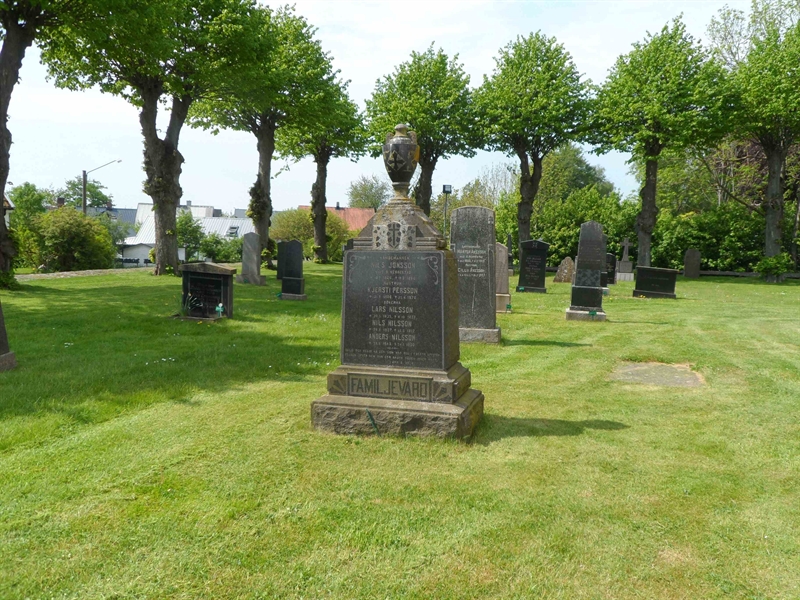 Grave number: ÖH A    65, 66, 67, 68, 69