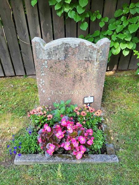 Grave number: Jä 01    86