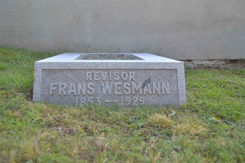 Grave number: 1 D   499