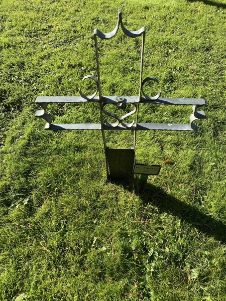 Hautatunnus: 2 F   631