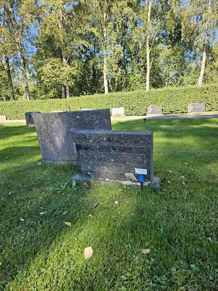 Grave number: Fr 7   250