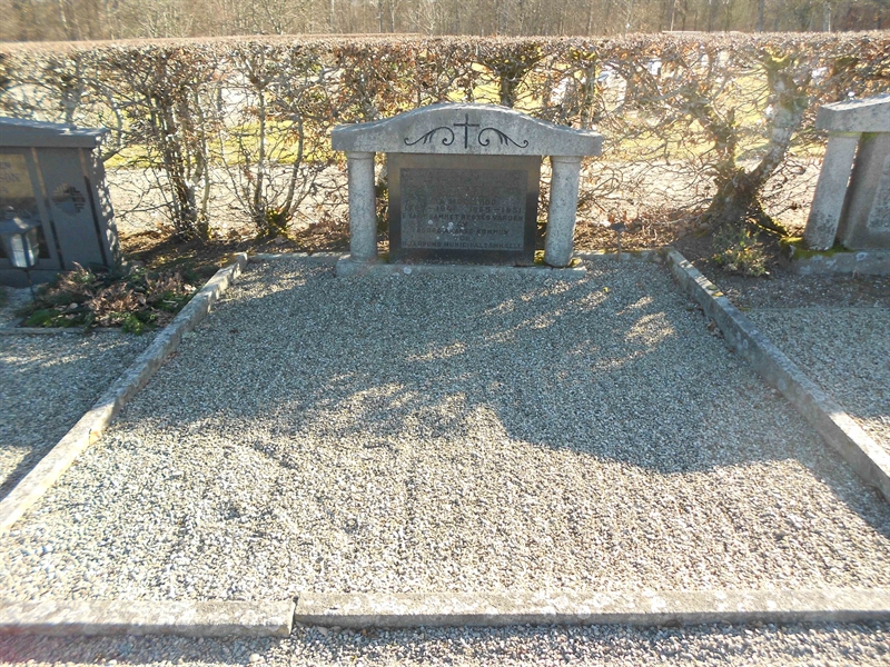 Grave number: NÅ M1    23, 24