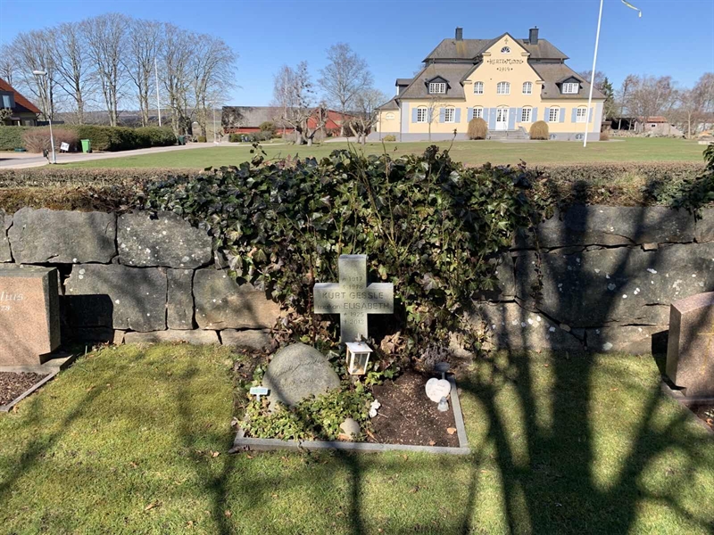 Grave number: SÖ I    24, 25