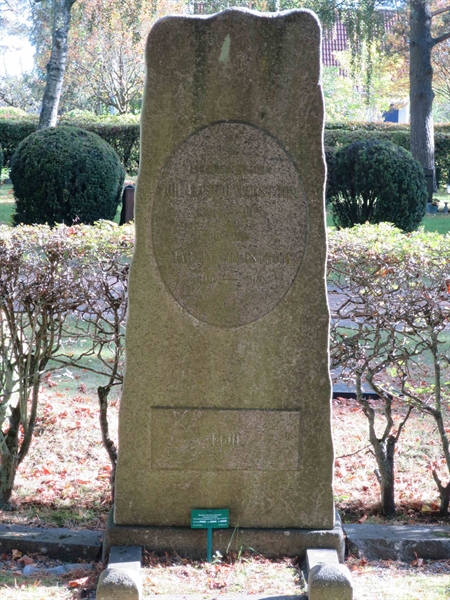Grave number: HÖB GL.R    52
