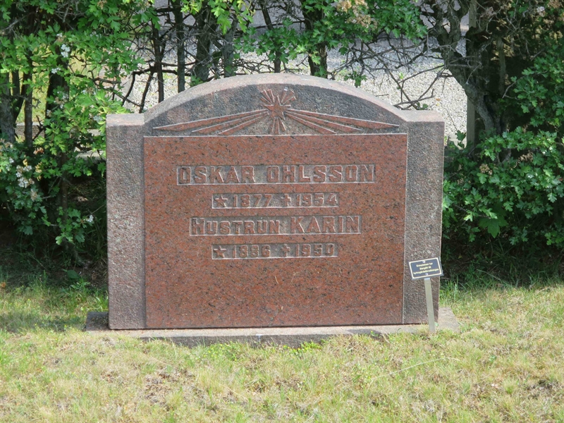 Grave number: HÖB 37    30