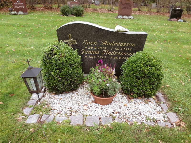 Grave number: HNB I    76