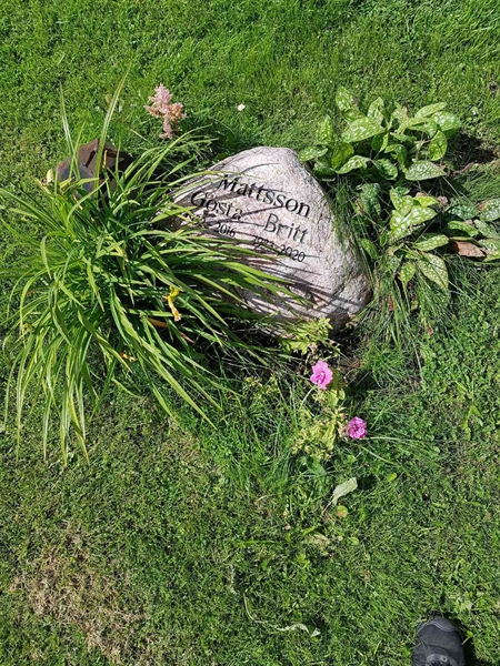 Grave number: 07 71248