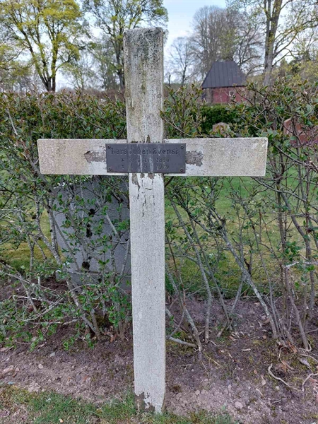 Grave number: HÖ 9   47