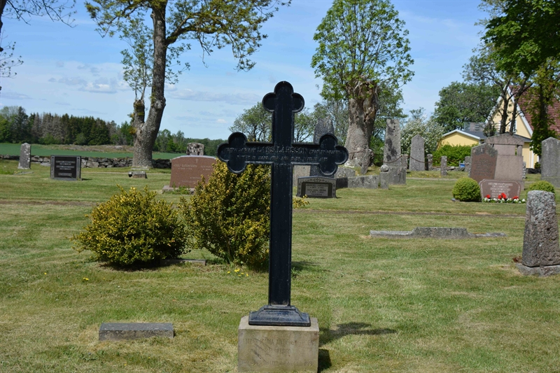 Grave number: G1 F   245, 246, 247