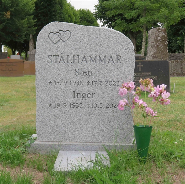 Grave number: 01 E    30, 31