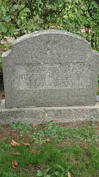 Grave number: AK 01    63